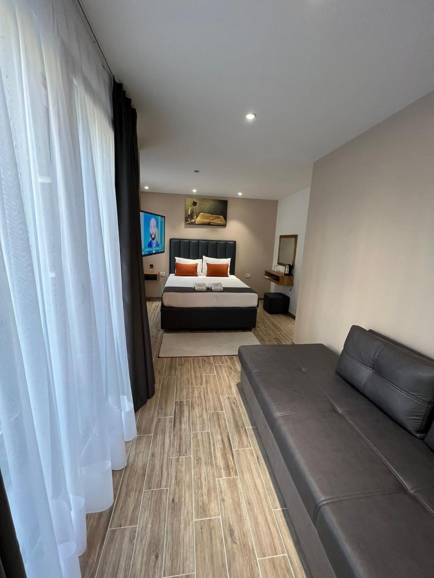 Comfort Hotel 斯特鲁加 外观 照片